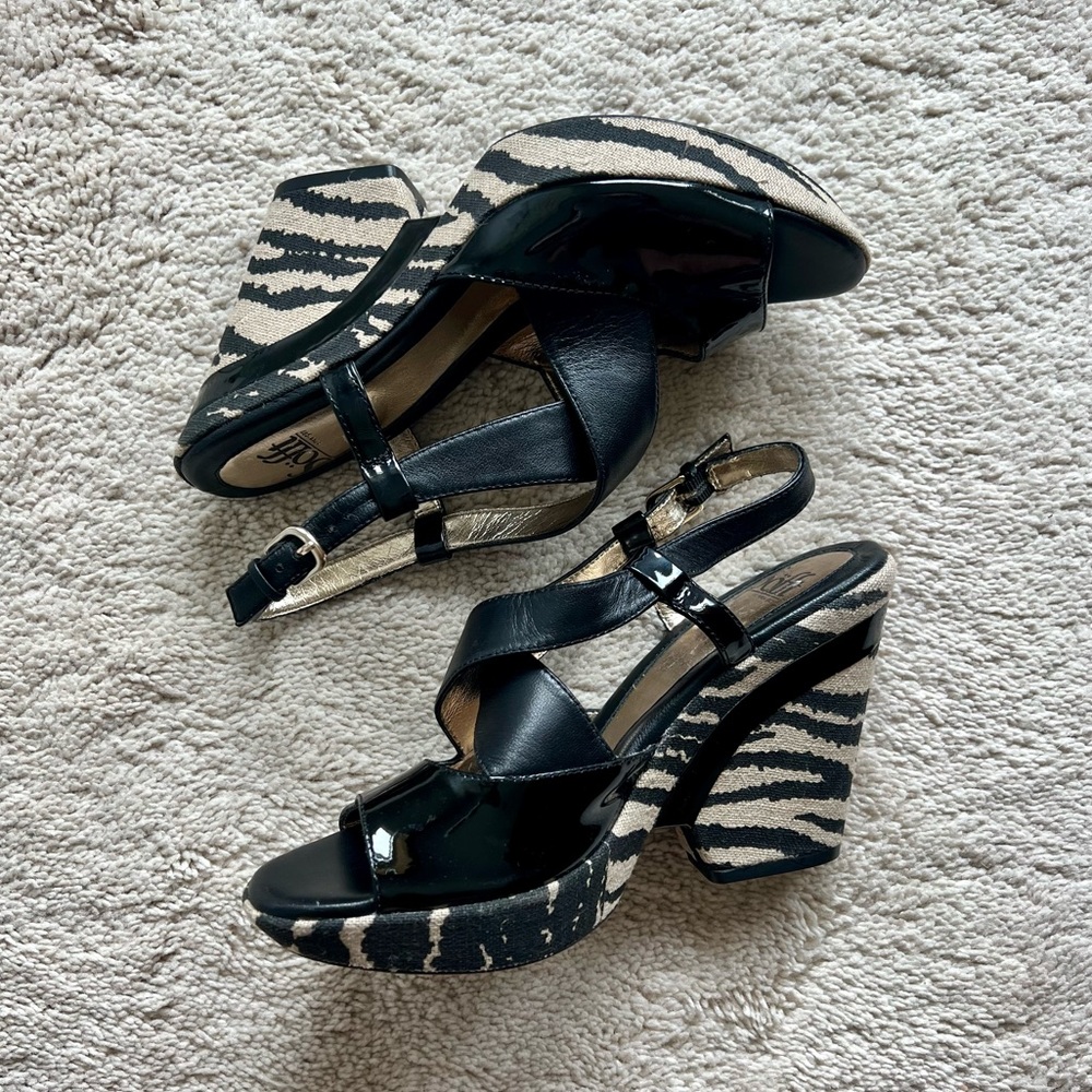 Sofft wedge sandals NWOT